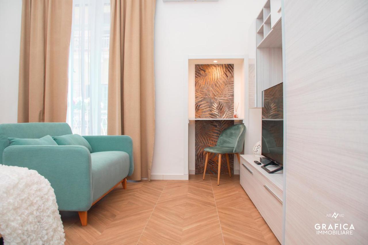 Ameli Home Luxury Apartment Таранто Экстерьер фото