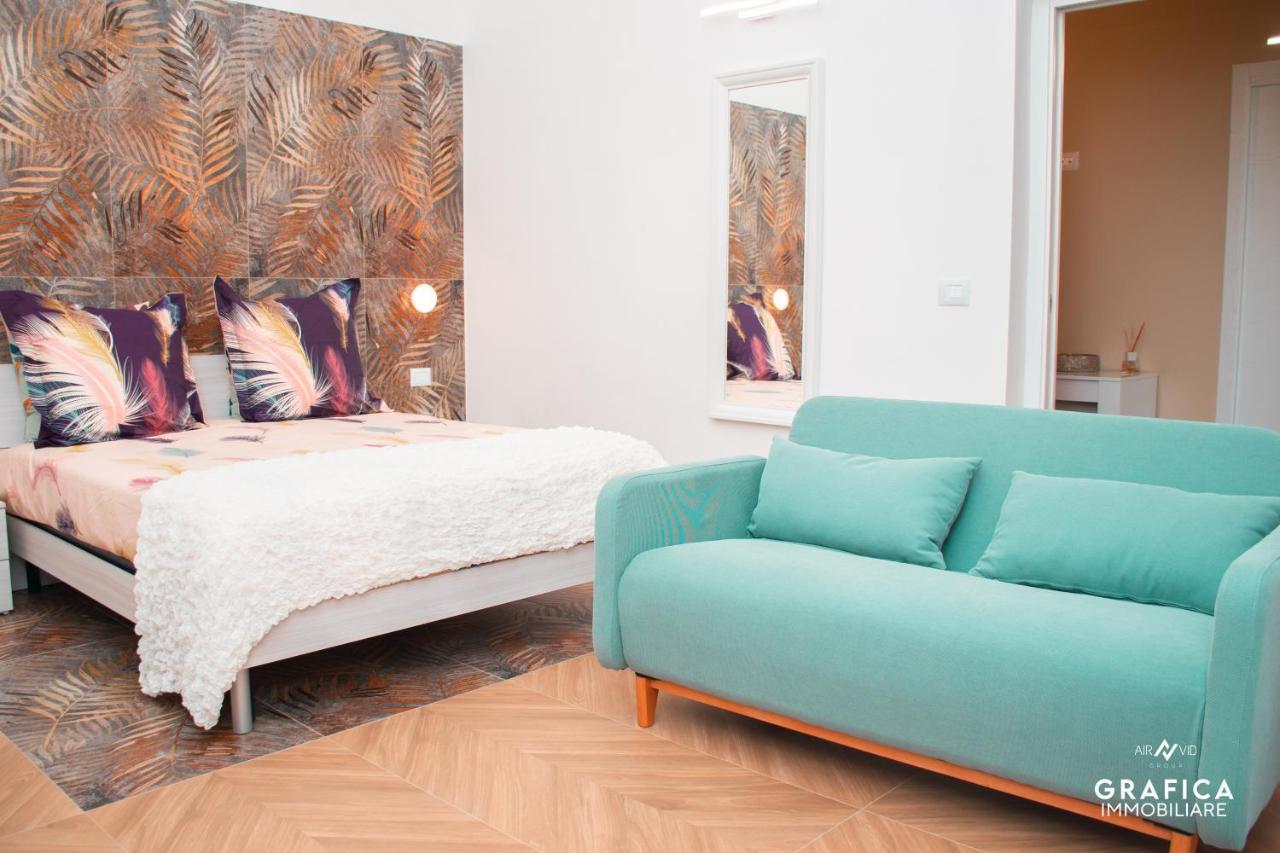 Ameli Home Luxury Apartment Таранто Экстерьер фото